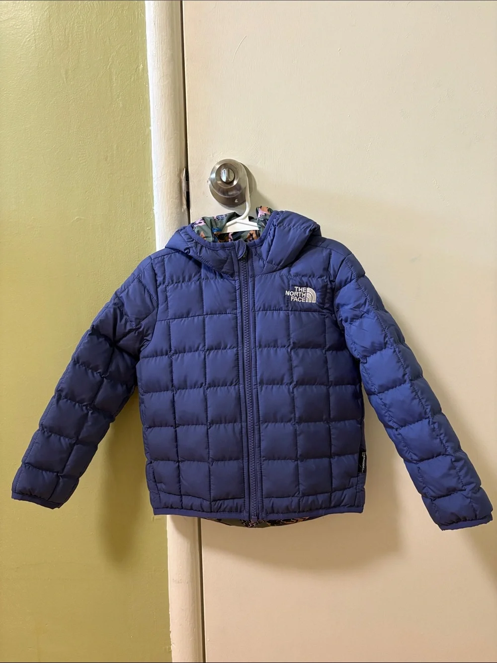 North Face Kids Thermoball Jacket in Cave Blue